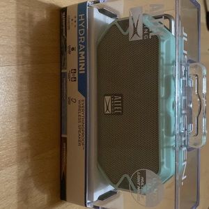 NWT Altec Lansing wireless speaker